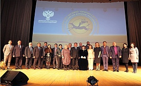7 ноября 2018 г. в Российском центре науки и культуры в г. Улан-Баторе в рамках 58-х Дней российско-монгольской дружбы и сотрудничества - 2018 прошла церемония открытия Фестиваля российского кино «Русский ренессанс»